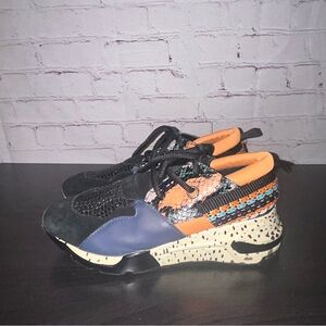 Steve Madden Cliff Orange Sneaker women’s size 9.5